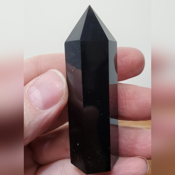 Black Obsidian Crystal Tower - Picture 7 of 11